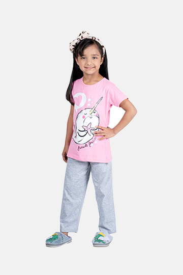 Girls Pyjama Set in Baby pink colour with Cartoon Print