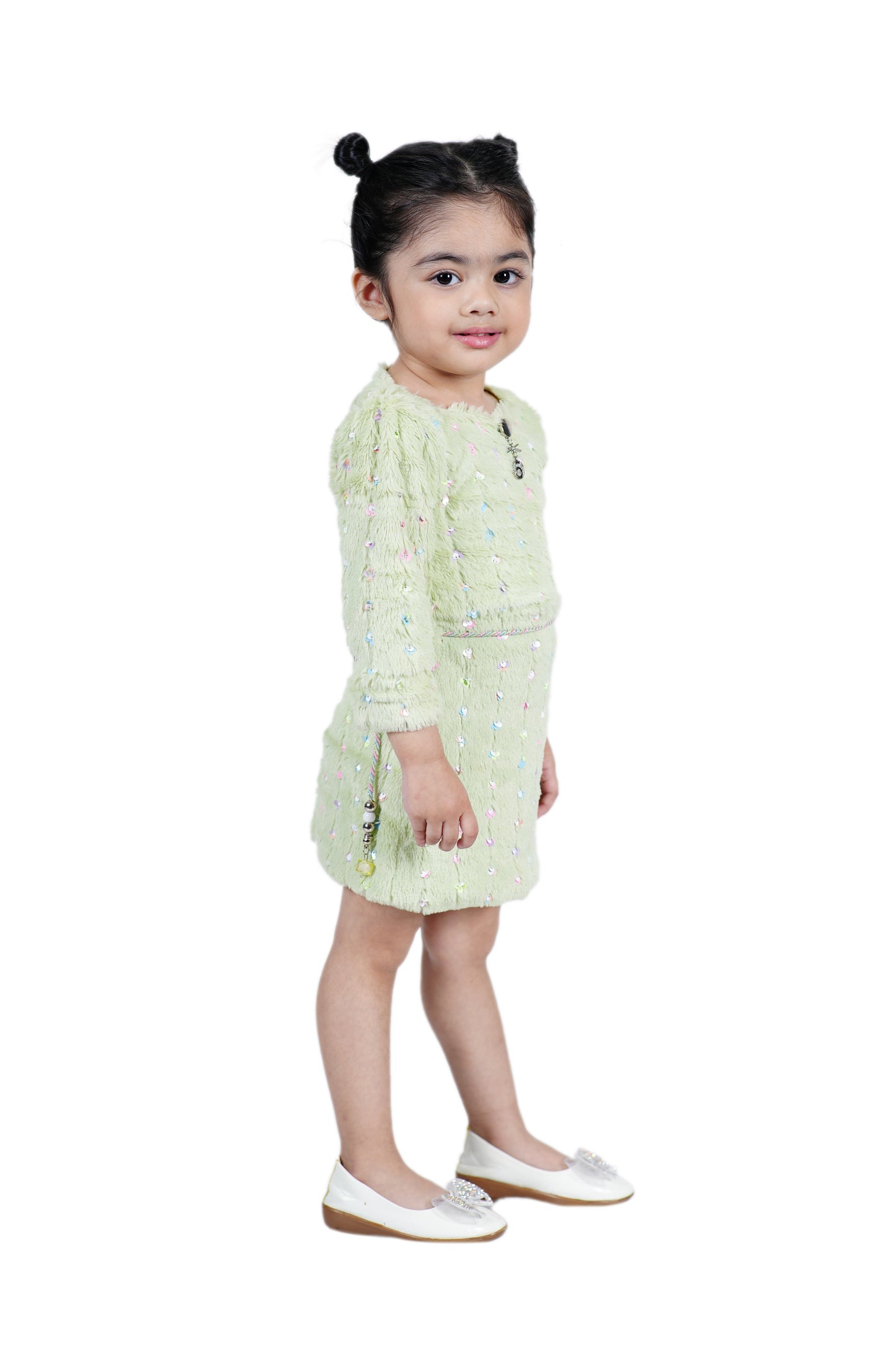 One Piece Dress Fur Finish with 3/4 th sleeves and  a stylish belt to add on