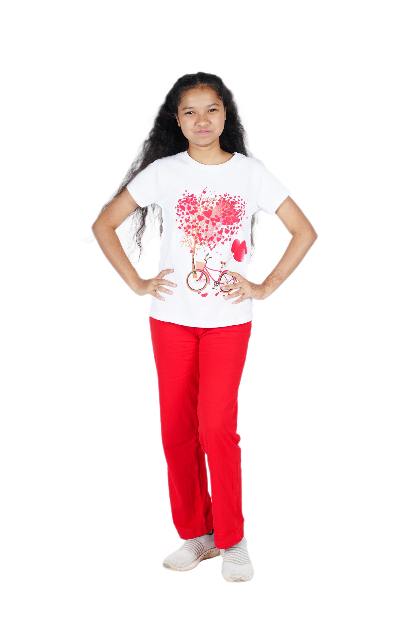 Girls Pyjama Sets in White and Red colour with floral Cycle Prints